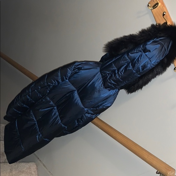 Winter coat - Picture 6 of 6